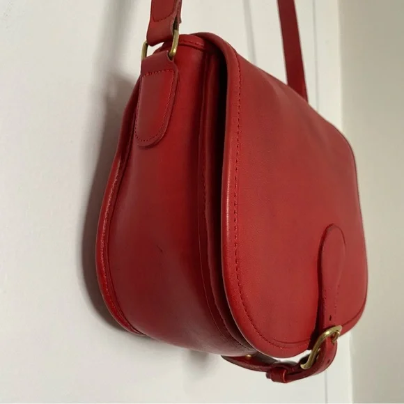 Vintage Coach Saddle Bag No. 9851 - Red Leather - Picture 4 of 17